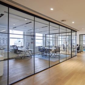 Project: Condé Nast | Product: Optima 117 Plus Shoreditch Edition with Edge Symmetry door